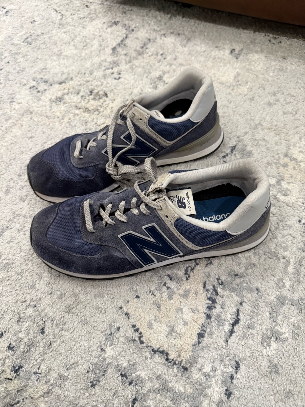 Men’s new balance shoes
